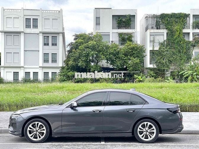 Hàng Hiếm Lux A Base 2020 Xám odo 3v km