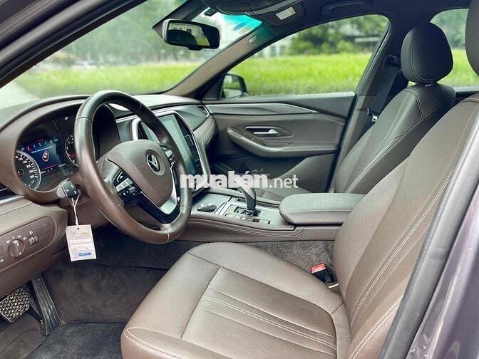 Hàng Hiếm Lux A Base 2020 Xám odo 3v km