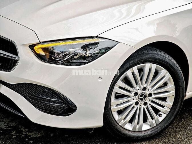 Mercedes-Benz C200 Avantgarde V1 2022 trắng