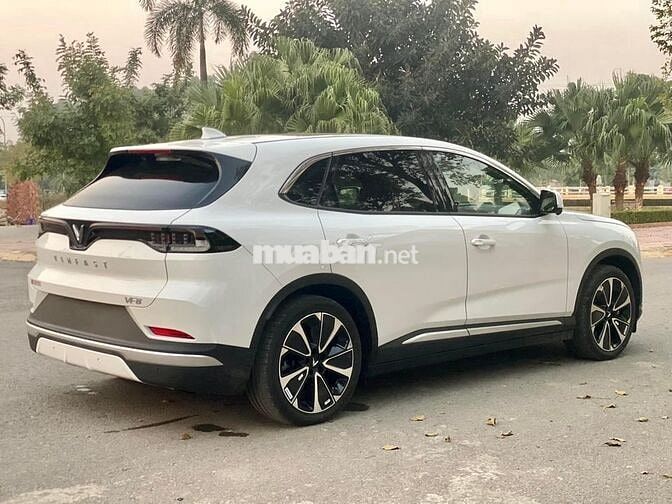 VinFast VF8 2025 - Sẵn Xe, Ưu Đãi Tháng Cận Tết!!