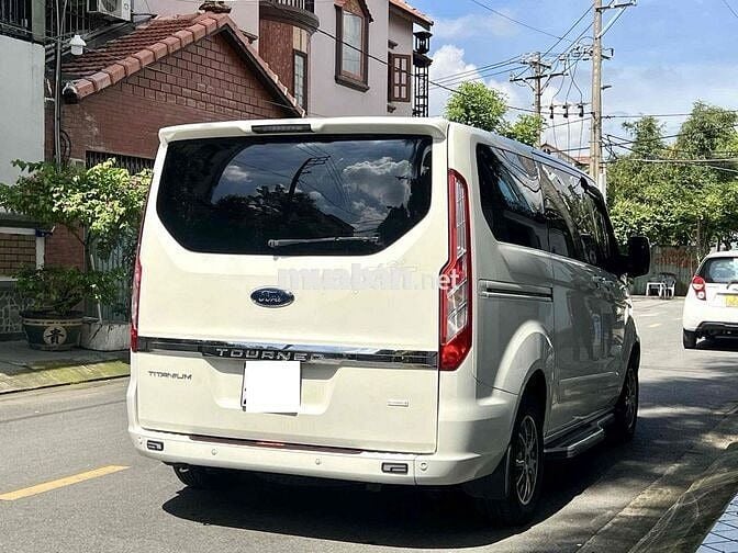 Bán Ford Tourneo Titanium 2019 xe đi lướt,bao đẹp