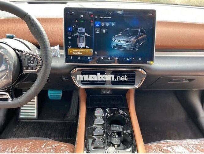 VinFast VF8 2025 - Sẵn Xe, Ưu Đãi Tháng Cận Tết!!