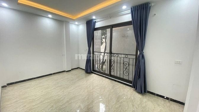 8,2 TỶ-5 TẦNG MỚI-THANG MÁY-THANH NHÀN-HAI BÀ TRƯNG