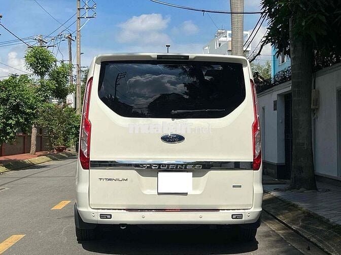 Bán Ford Tourneo Titanium 2019 xe đi lướt,bao đẹp