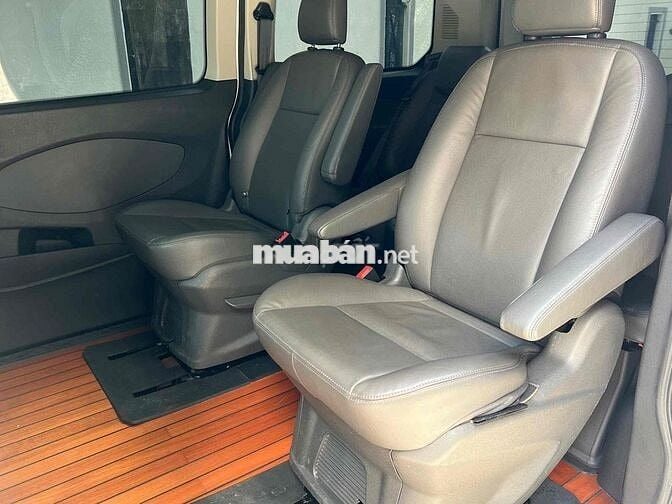 Bán Ford Tourneo Titanium 2019 xe đi lướt,bao đẹp