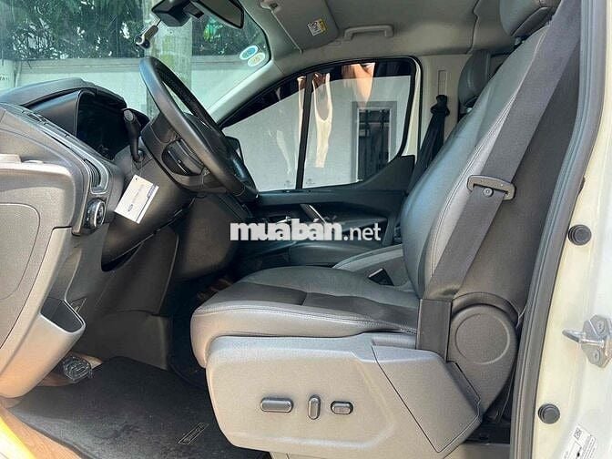 Bán Ford Tourneo Titanium 2019 xe đi lướt,bao đẹp