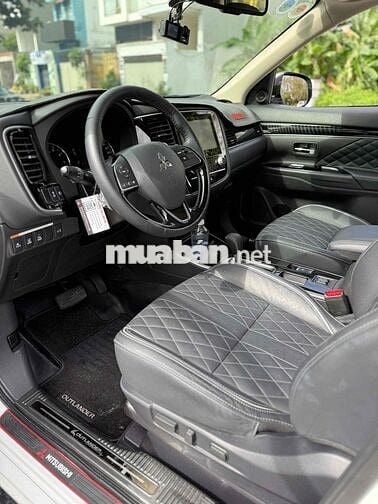 Outlander 2023 đăng ký 2024 siêu lướt