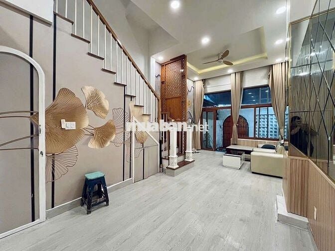 Cho thuê nhà đường Lâm Văn Bền - P. Tân Hưng