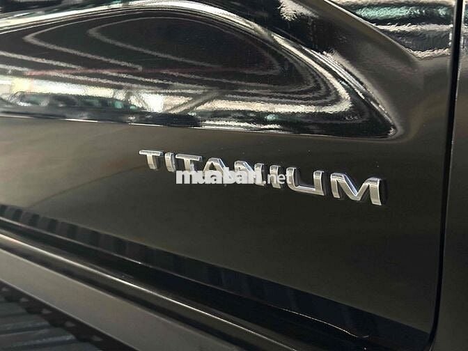 Ford Everest 2022 Titanium 2.0L AT 4x2 - 28000 km