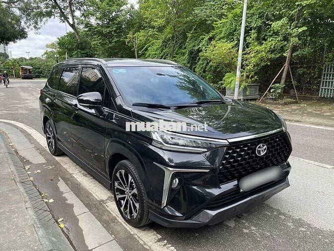 Chính chủ bán Toyota Veloz Cross Top 2024 11.000km