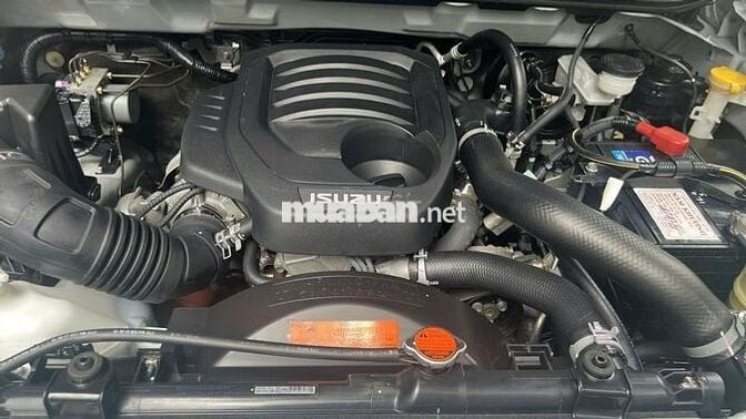 Isuzu MuX 2019 1.9 bản Full Prestige STĐ - mới 95%