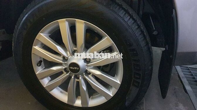 Isuzu MuX 2019 1.9 bản Full Prestige STĐ - mới 95%