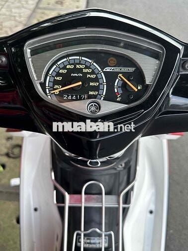 Spark 2016 135i đỏ đen