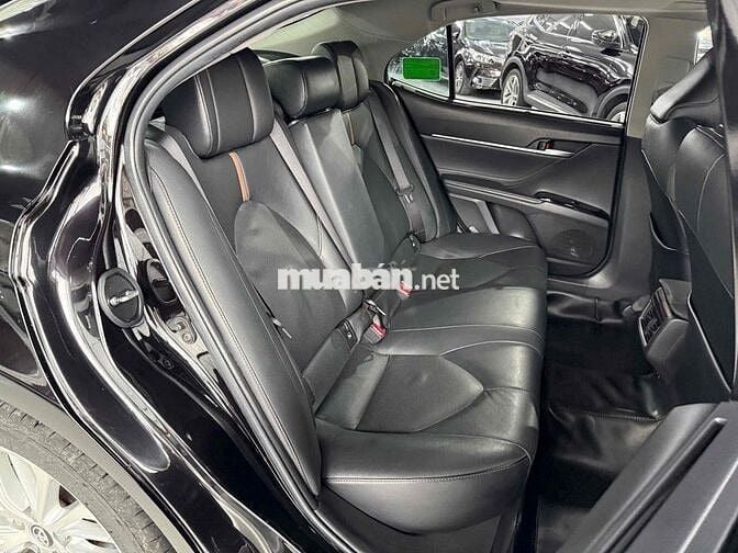 Toyota Camry 2.5Q Đen Tím 45.000 Km 2019 Nhập Thai