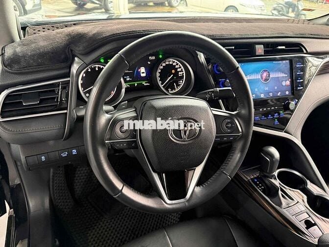 Toyota Camry 2.5Q Đen Tím 45.000 Km 2019 Nhập Thai