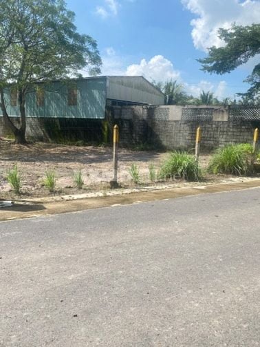 Mt dương công khi,5x28m, giá 750tr,full thổ, shr, hổ trợ vay full 100%