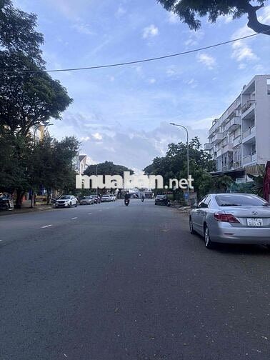 bán nền biệt thự view công viên