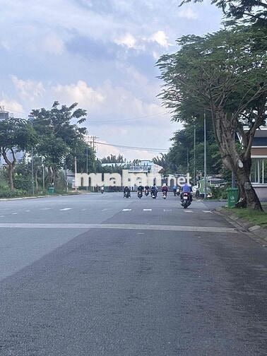 bán nền biệt thự view công viên