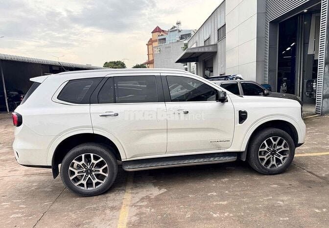 everest titanium 2023 - 1.139tr - hỗ trợ bank