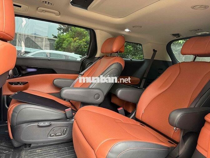 KIA Carnival Signature 2.2D 2024