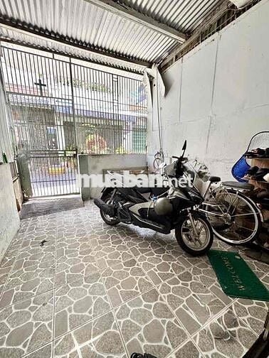 Nhà hẻm xe tải Khuông Việt, P. Phú Trung, Q. Tân Phú – Giáp Quận 11,