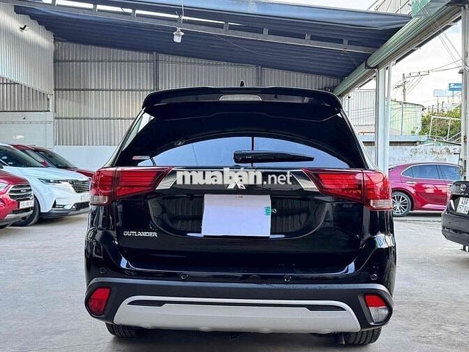 Mitsubishi Outlander 2021 bản Premium 25.000 Km