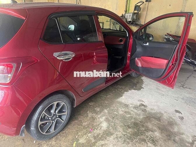 Gia đình bán I10-2020