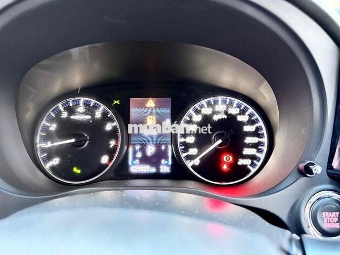 Mitsubishi Outlander 2021 bản Premium 25.000 Km