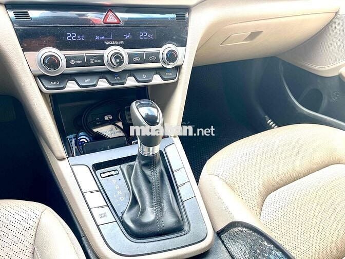 Elantra 1.6AT chính chủ, đăng ký 1/2021