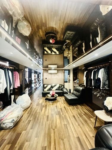 Bán nhanh Biệt thự phố nội thất cao cấp