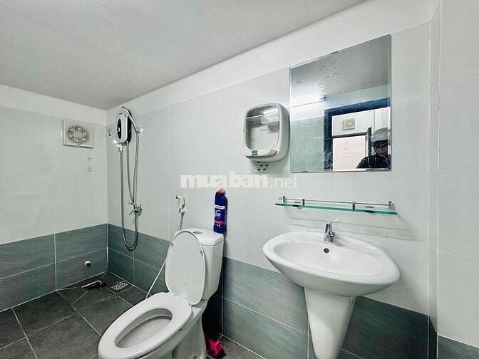 CĂN HỘ BANCOL CỬA SỔ NGAY CẦU CHỮ Y MỚI 100%