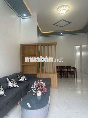 nhà + nội thất.Chỉ cần đưa trước 150tr. Dọn vào ở ngay.