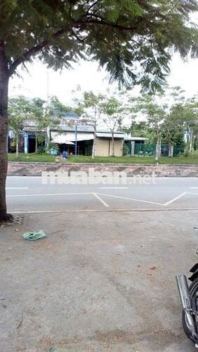 Cho Thuê Nhà Nguyên Căn Mặt Tiền Đường Trần Văn Giàu