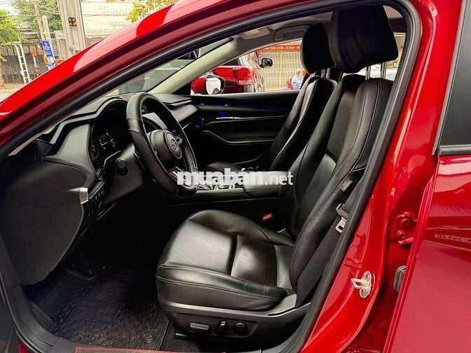 Mazda 3 bản 1 5L luxury