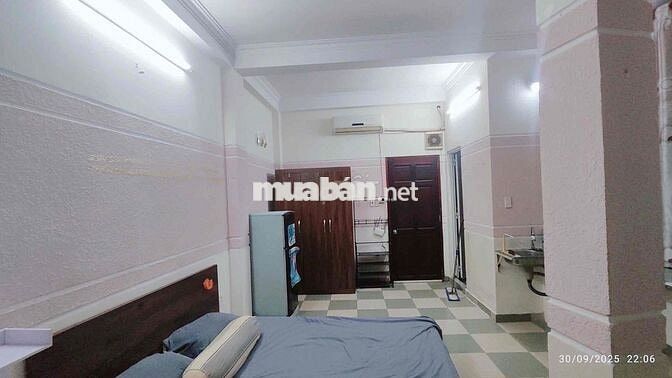 studio cửa sổ lớn Nơ Trang Long Văn Lang Bình Thạnh