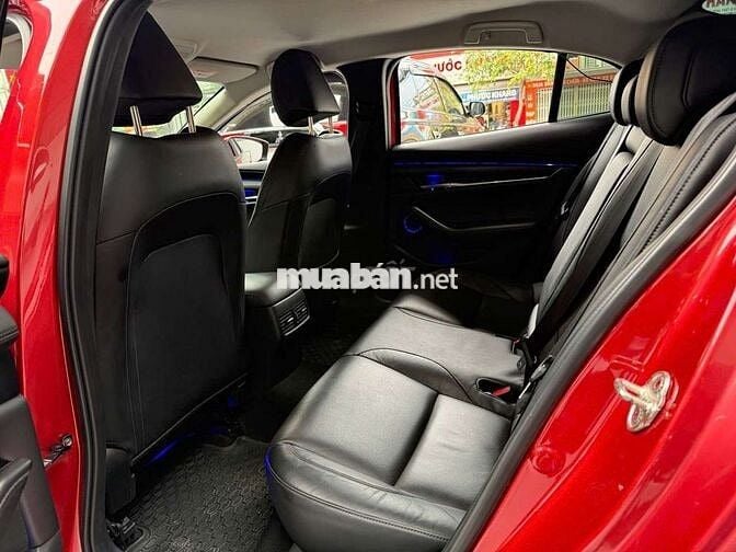 Mazda 3 bản 1 5L luxury