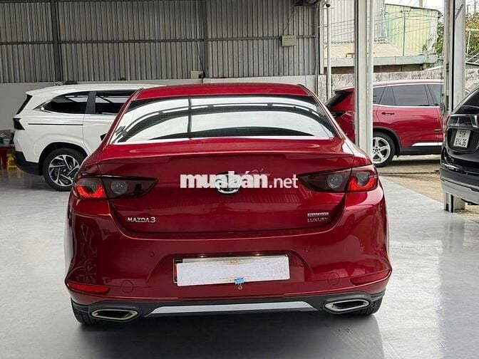 Mazda 3 bản 1 5L luxury