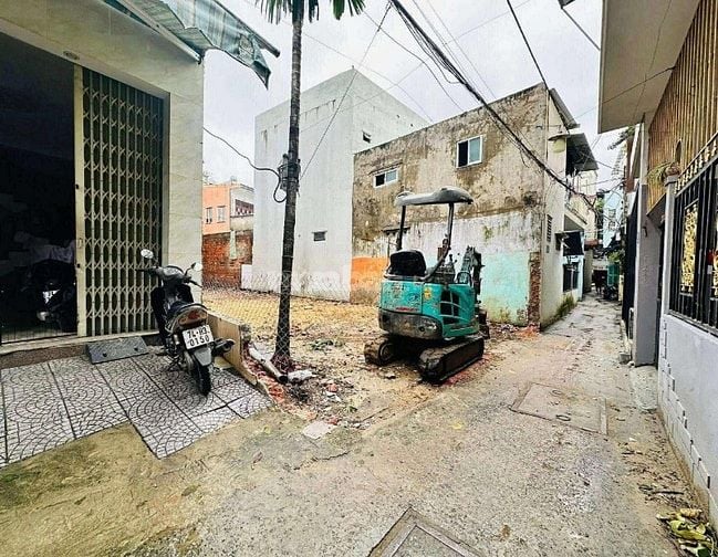 BÁN ĐẤT 98M2 K545 HOÀNG DIỆU,HẢI CHÂU CÁCH ĐƯỜNG CHÍNH 30 MÉT_4.75