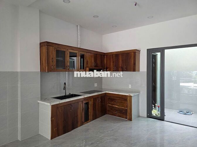 🏠 CHO THUÊ NHÀ MỚI XÂY 1 TRỆT 2 LẦU + TUM, ĐƯỜNG 12M RỘNG  TT NHÀ BÈ