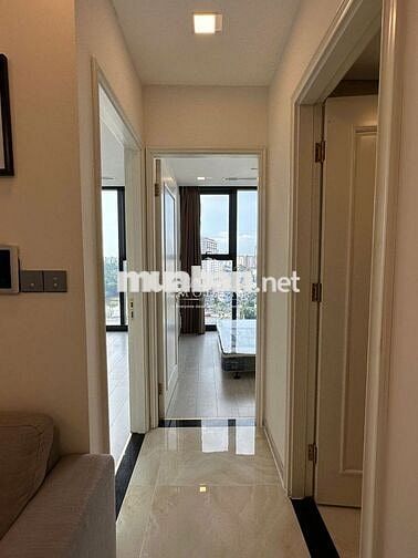 Vinhomes Golden River Quận 1 60m2 giá 25 triệu *** hiện tại