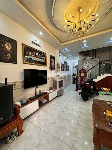 CHỈ 3 TỶ 5 SỞ HỮU NHÀ HXH TRUNG TÂM Q.3 ĐƯỜNG HAI BÀ TRƯNG - DT:61m2