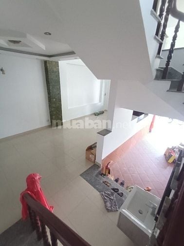 CHO THUÊ NHÀ MẶT TIỀN ĐƯỜNG - KHU KIẾN THIẾT - HIỆP PHÚ. QUẬN 9