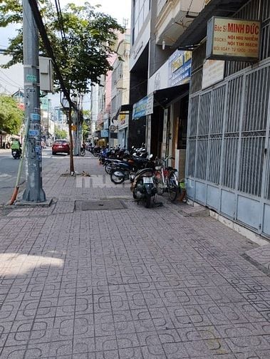 Ann cần share nguyên tầng 1 cho nữ NVVP, độc thân giá tốt TL