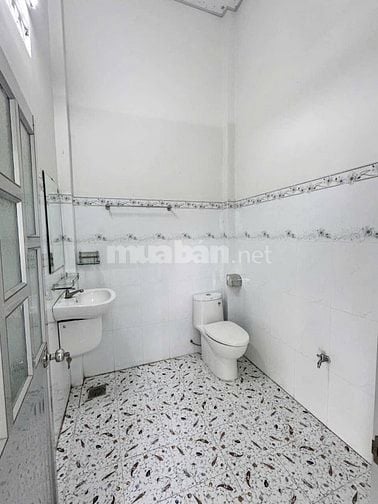 Ngộp bán gấp nhà Hồ Văn Tắng, Tân Phú Trung, Củ Chi, 140m2, 790 Triệu
