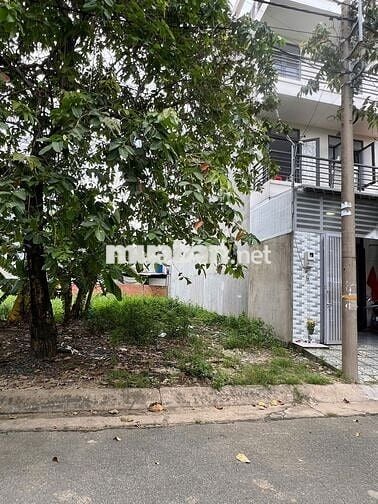 ĐẤT VÀNG KDC Tân Tiến kênh Tham Lương kế Gò Vấp 5x20,100m2 giá 5.85 tỷ