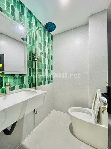 Ann cần share nguyên tầng 1 cho nữ NVVP, độc thân giá tốt TL