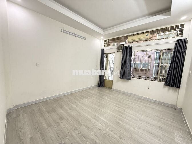 Cho thuê phòng có 2 phòng ngủ tách biệt ở Đào Duy Anh quận Phú Nhuận