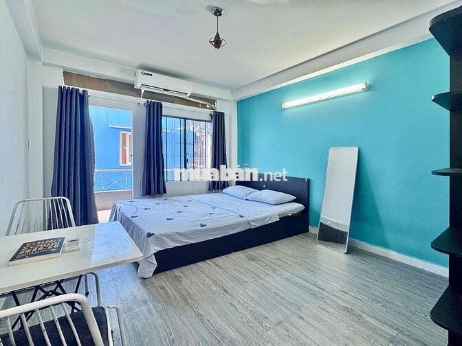 Căn hộ chính chủ full nội thất tách bếp có ban công lớn khu bùi viện