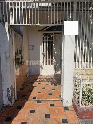 Bán Biệt Thự HXH Lê Quang Định P11 Quận B.Thạnh CHỈ NHỈNH 12TỶ 