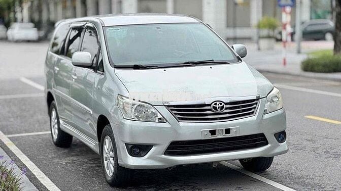 innova 2.0 G só tự động đăng kí 2014